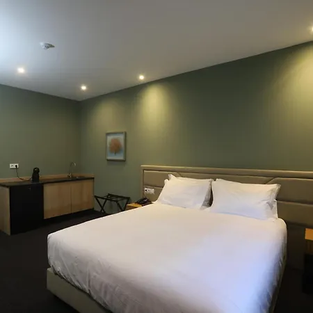 Hotel Lounge
